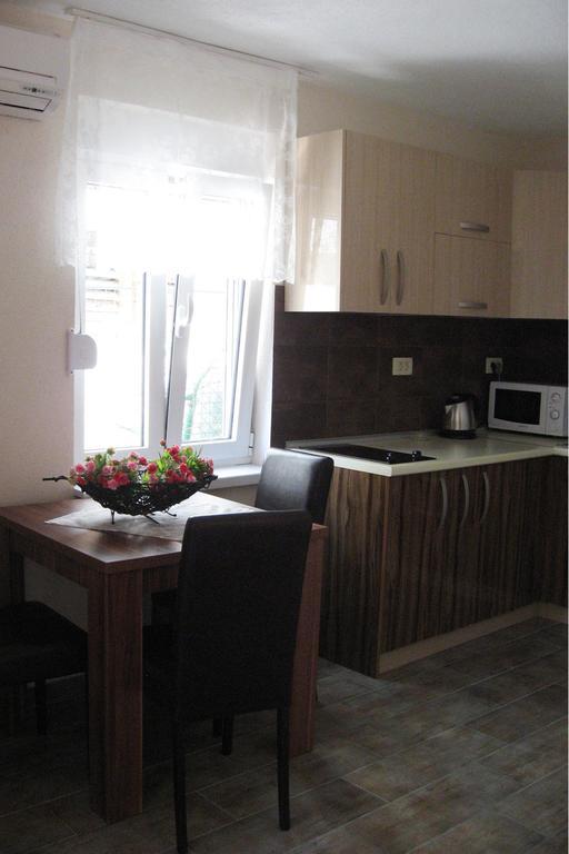 Smokva Apartments Herceg Novi Rom bilde